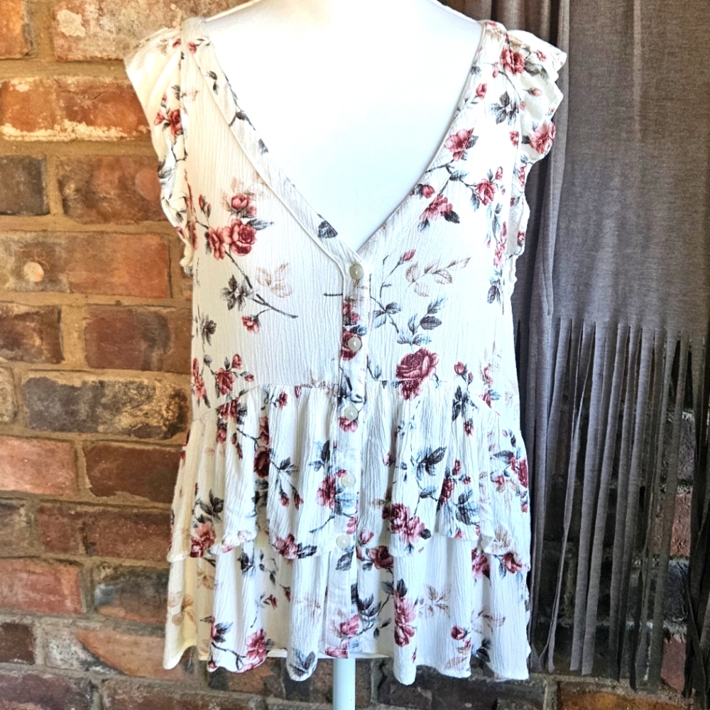 American Eagle Floral Print Top